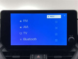 ブルートゥースに接続することにより、スマホに入ったお気に入りの音楽を車内で楽しむことができます♪あると本当に便利な機能になっています!