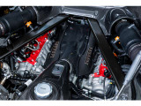 4.0L V8ツインターボエンジン+3基のモーターを加え合計1,000CVを生み出すプラグインハイブリッドです。
