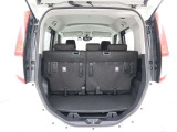 簡単な操作でシートアレンジ可能!開口部も広く荷物の出し入れもラクチンです♪