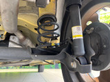 お車を安心してお乗りいただく為には、足回りの定期点検が欠かせません。サービスサポート(有償保証)では無料点検もご提供しており、安心のカーライフをお過ごしいただけるサポート体制が整っています。