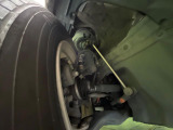 お車を安心してお乗りいただく為には、足回りの定期点検が欠かせません。サービスサポート(有償保証)では無料点検もご提供しており、安心のカーライフをお過ごしいただけるサポート体制が整っています。