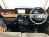 運転席の見晴らしのよさで右折時に気になる斜め方向も良く見えるので安心して運転できます
