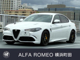 流麗でありながら機能的。 理想的な50:50の前後重量配分とFR車ならではのレイアウト。