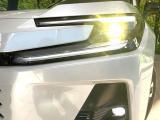 【ダブルファンクションターンランプ付きLEDヘッドライト】人気上昇中のダブルファンクションターンランプを装備!ウィンカーとデイライト&車幅灯を兼用し、特別感のあるエクステリアを演出します。