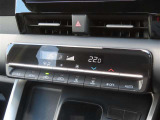 オートエアコンで車内はいつでも快適です♪