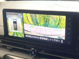 【アラウンドビューモニター】専用のカメラにより、上から見下ろしたような視点で360度クルマの周囲を確認することができます☆死角部分も確認しやすく、狭い場所での切り返しや駐車もスムーズに行えます。