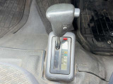 気になるお車がありましたら右の電話番号から直接お店にお問い合わせください。支払方法から車両情報、状態までなんでもご説明させて頂きます。スタッフ一同ご連絡お待ちしております。