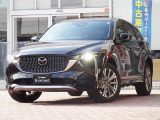家族利用にも使いやすいサイズ感と、SUVらしい外観を両立したCX-5です。