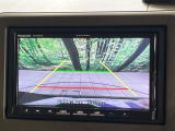 【バックカメラ】駐車時に後方がリアルタイム映像で確認できます。大型商業施設や立体駐車場での駐車時や、夜間のバック時に大活躍!運転スキルに関わらず、今や必須となった装備のひとつです!