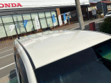 中古車という商品の特性ルーフには子キズや塗装しみ細かな凹み等があります