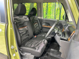 運転席シート廻りは使用感も少なく、良好な状態となっています。丁寧に使われていたことがよくわかりますね。