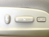 【パワーシート】スイッチ一つで簡単にシートの微調整が可能!電動だから力もいりません!快適なシートポジションにセットして、快適なドライブをお楽しみください。