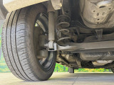 お車を安心してお乗りいただく為には、足回りの定期点検が欠かせません。サービスサポート(有償保証)では無料点検もご提供しており、安心のカーライフをお過ごしいただけるサポート体制が整っています。