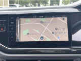 スマートフォン用アプリ[Apple CarPlay][Android Auto]対応の純正ナビ Discover Pro を装備、ラジオのほか、USB、Bluetoothハンズフリー通話にも対応。