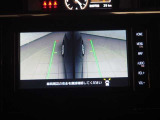 サイド部分にもカメラが搭載されているので車内から見えにくいフロントタイヤ部分もよく見えます!