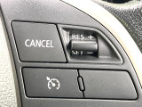 【クルーズコントロール】高速道路もラクラク走行。アクセルを離しても一定速度で走行ができ、長距離運転時の負担を軽減!加速・減速も簡単なスイッチ操作で調整できます。