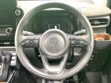 【純正革巻きステアリング】上質な革を使用することで、手にしっかり馴染みとても運転しやすいハンドルです♪