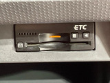 【ETC】高速道路の料金所をストレスなく通過!話題のスポットやサービスエリアに多い「スマートIC」利用時は必須のアイテムです。当店でセットアップを実施、ご納車当日からすぐにご利用いただけます!
