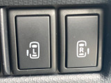 【両側パワースライドドア】スマートキーや運転席のスイッチで後席両側スライドドアの開閉が可能♪電動だから力を入れてドアを開ける必要が無く、小さなお子様でも簡単に開け閉めでき快適です♪
