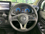 【ステアリングスイッチ】運転中、前方から目線をそらすことなく、オーディオ等の操作が可能な便利機能!安心&快適なドライブを演出してくれます♪