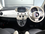 造形、粗材、質感にこだわったインパネ。ライバル車より、頭一つ抜きん出ています。