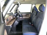 分かりやすく操作しやすい運転席まわりです☆