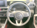 【純正革巻きステアリング】上質な革を使用することで、手にしっかり馴染みとても運転しやすいハンドルです♪