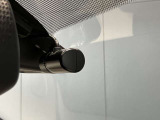 いくら安全運転をしていても、事故に巻き込まれることもあります。万が一の時に証拠として使えるフロント+車室内ドライブレコーダーがついてます♪
