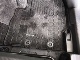 フロアマットもキレイな状態となっております♪ご納車前にも徹底的に洗浄・掃除した後ご納車させて頂きます。