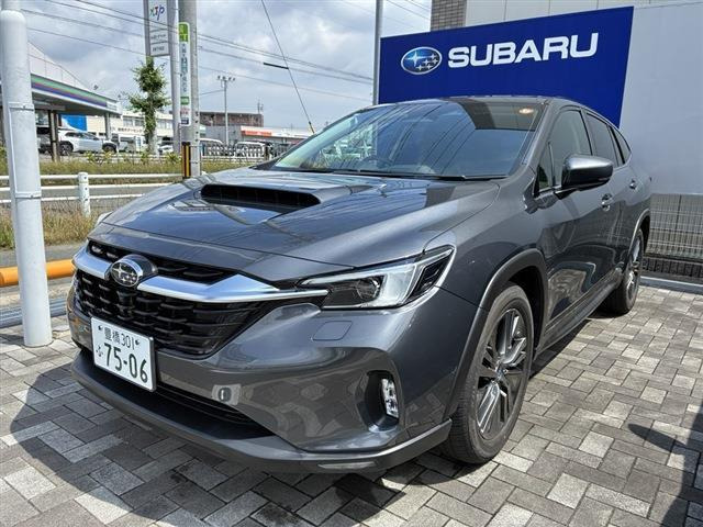 スバル レヴォーグレイバック 