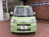 弊社では、全車『修復歴なし』のお車のみ取り扱っております。専任バイヤーによる厳選した仕入れの後、入庫後の車両チェックを行い、ネクステージが認定した高品質な中古車をご提供しております。
