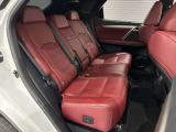 お車のドレスアップや快適・安全なドライブのため、各メーカーのディーラーオプション、ナビゲーション、カーフィルム・ドライブレコーダーなどの取り付け承ります。お気軽に申しつけください。