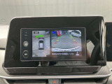アラウンドビューモニター 駐車場での車庫入れや狭い道路での走行にカメラで確認が出来るので安心です。
