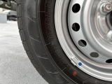 タイヤのサイズは、145/80R12です!!