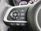 ステアリングスイッチです!視線を逸らすことなく操作することができます!