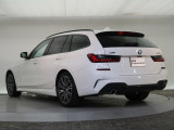 一目で伝わるBMW特有のスポーティーなプロポーションは、BMWの走行性能を生み出すのに欠かせない要因の一つです。細部まで拘りぬいたお車をぜひ一度ご覧ください!