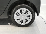 【リアタイヤ】雪道や雨の日でも路面を捉える足回りです。天候を問わず安心してお出かけをお楽しみいただけます。