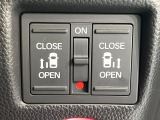 【両側パワースライドドア】スマートキーや運転席のスイッチで後席両側スライドドアの開閉が可能♪電動だから力を入れてドアを開ける必要が無く、小さなお子様でも簡単に開け閉めでき快適です♪