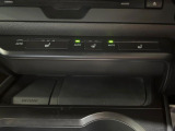 【シートヒーター】寒い日に重宝するシートヒーター!エアコンより早く温まってくれるので寒がりの人も安心ですね♪エアコンの温風は乾燥するから苦手、という方にもをおすすめです。