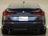 BMWのお車は、走行の安定性とコーナリングの良さを追求し、思い通りにハンドルの操作可能です。試乗車もご用意しておりますので、ぜひ&ldquo;駆け抜ける歓びをご体感ください!