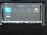 オーディオソースはご覧の通りです。Bluetoothを搭載しています。スマホと連動させると音楽等楽しむことが出来ます。