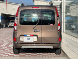 ●ご覧の通り綺麗な状態を維持しているお車ですが、小さなキズの状況や他の箇所のお写真もお送りできます。ご遠方の方でも安心してご検討いただける様、お客様のご希望に応じて出来る限りご対応させていただきます。