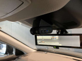 いくら安全運転をしていても、事故に巻き込まれることもあります。万が一の時に証拠として使えるフロント+車室内ドライブレコーダーがついてます♪