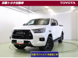 走破性を誇る足回りと、どんな荷物にも応えるデッキ。力強くタフな存在感を放つ【ハイラックス】ディーゼルターボ・4WD。専用グリルやGRエンブレムで特別感際立ち、迫力あるフォルムのGRスポーツです