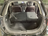 リアシートも簡単格納ができ、大きな荷物もらくらく収納できます!