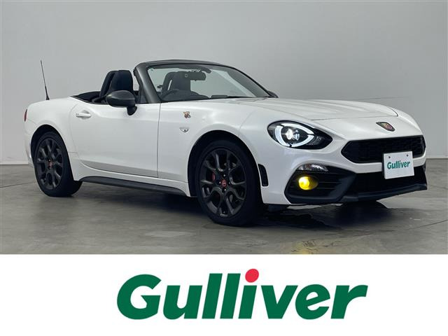 アバルト124スパイダー 1.4 6MT本革シート