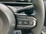 弊社には中古車の目利きのプロ「スズキ認定検査員」が多数在籍
