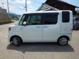登録から15年以内又は走行15万km内のお車には1年間、距離無制限のACE保証を(無料)お付けします。保障内容を充実したい方、長期保証をお考えの方には購入車両に最適な保障(有償)をご提案させていただきます。