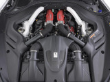 搭載された3.9L・V8ツインターボエンジンは620馬力(カタログ値)を発揮します。