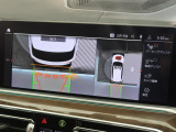 【アラウンドビューモニター】バックカメラに加え、360度のカメラで駐車も楽々。駐車が苦手な方でも安心してお乗りいただけます。